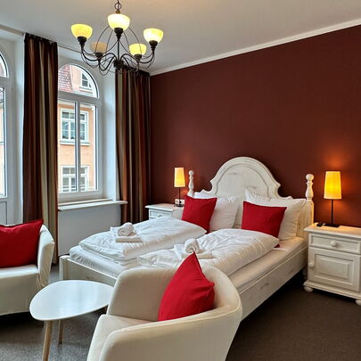 Doppelzimmer rot-weiß im Sigl's Bad Schandau
