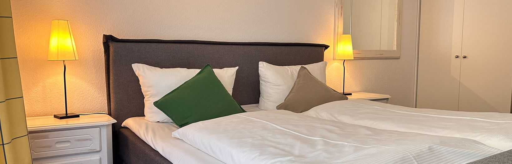 Komfortzimmer mit Sofa im Sigl's Bad Schandau