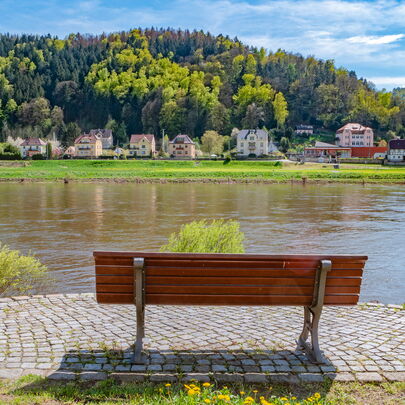 Sitzbank auf der Elbe Bad Schandau