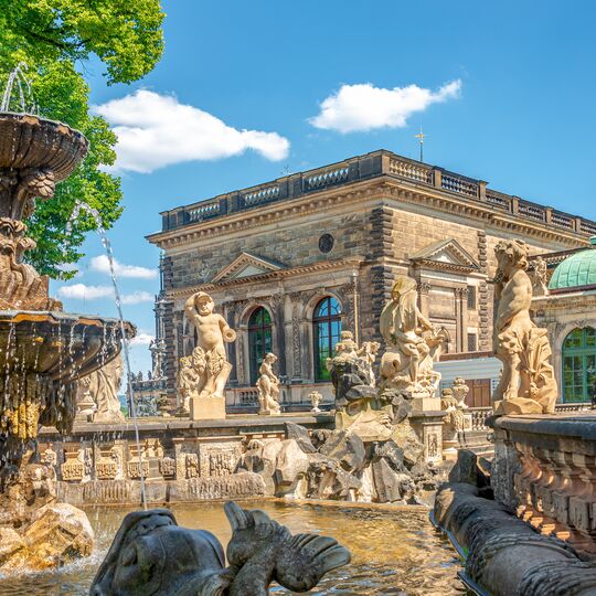 Sandstein-Brunnen im Dresdner Zwinger
